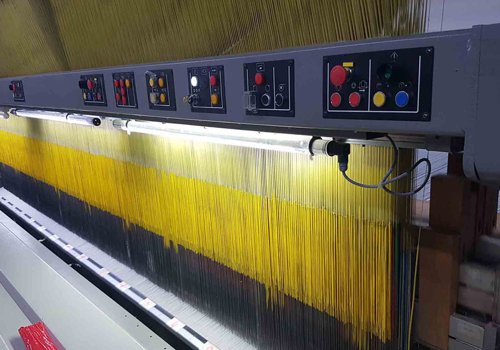 Carpet-weaving-factories